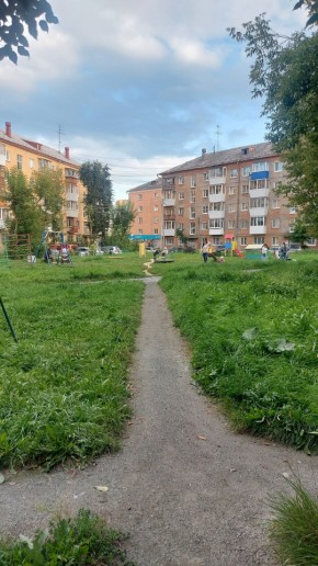 пр-кт. Космонавтов,49а в Среднеуральске - sredneuralsk.yutvil.ru - фото 12