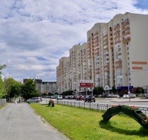 ул. Академика Шварца,14 в Среднеуральске - sredneuralsk.yutvil.ru