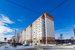 ул. Бакинских комиссаров,107 в Среднеуральске - sredneuralsk.yutvil.ru