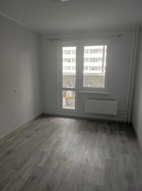 ул. Бакинских комиссаров,107 в Среднеуральске - sredneuralsk.yutvil.ru
