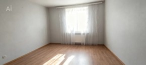 ул. Бакинских комиссаров,12 в Среднеуральске - sredneuralsk.yutvil.ru