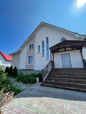 ул. Кленовая,1 в Среднеуральске - sredneuralsk.yutvil.ru - фото 1