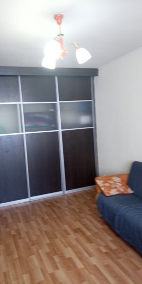 ул. Парниковая,10 в Среднеуральске - sredneuralsk.yutvil.ru
